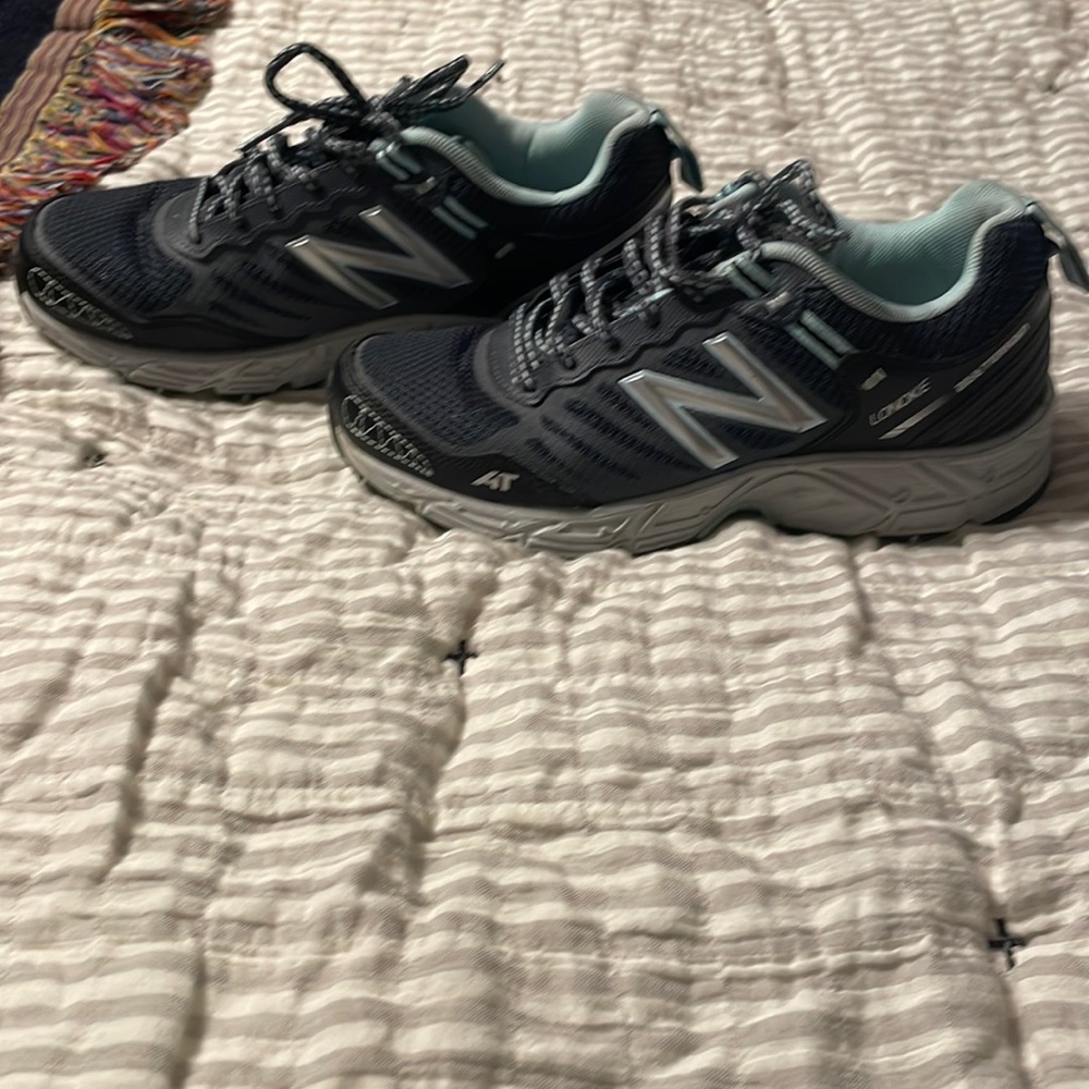 New balance shoes